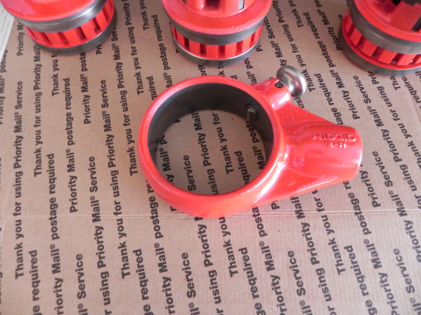Ridgid 12R manual pipe threader Set 1/2 to 2″ NPT with Ratchet rigid refurbished