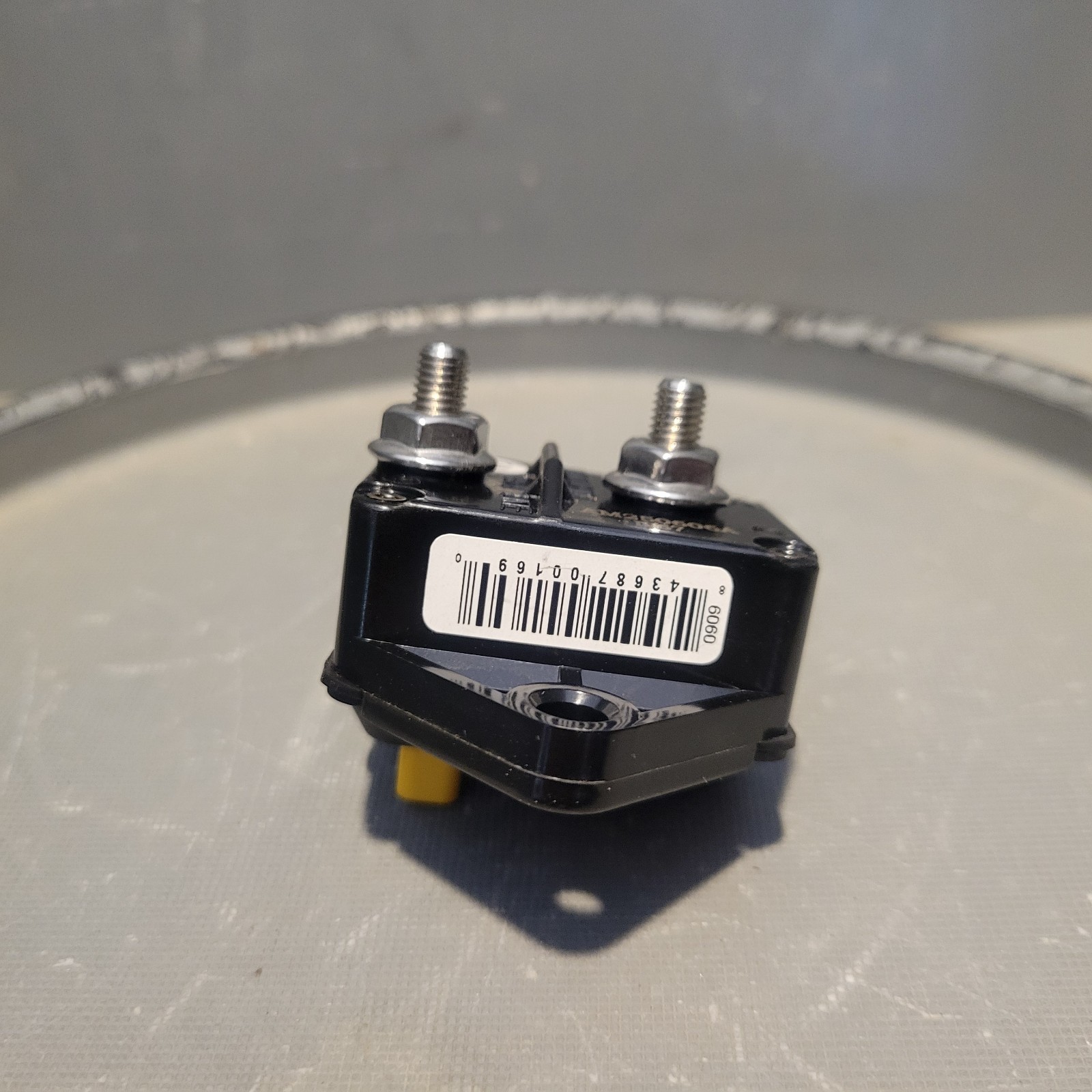BEP HP-Switchable Reset Panel Mount, 60A, 185060P-01-1