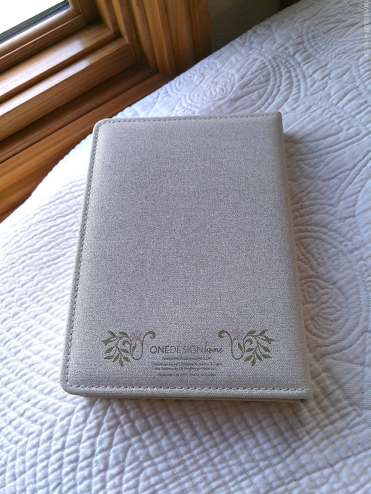 ONE DESIGN HOME PADDED LINED JOURNAL LOVE IS PATIENT LOVE IS KIND 6″ X 8″ X 1″