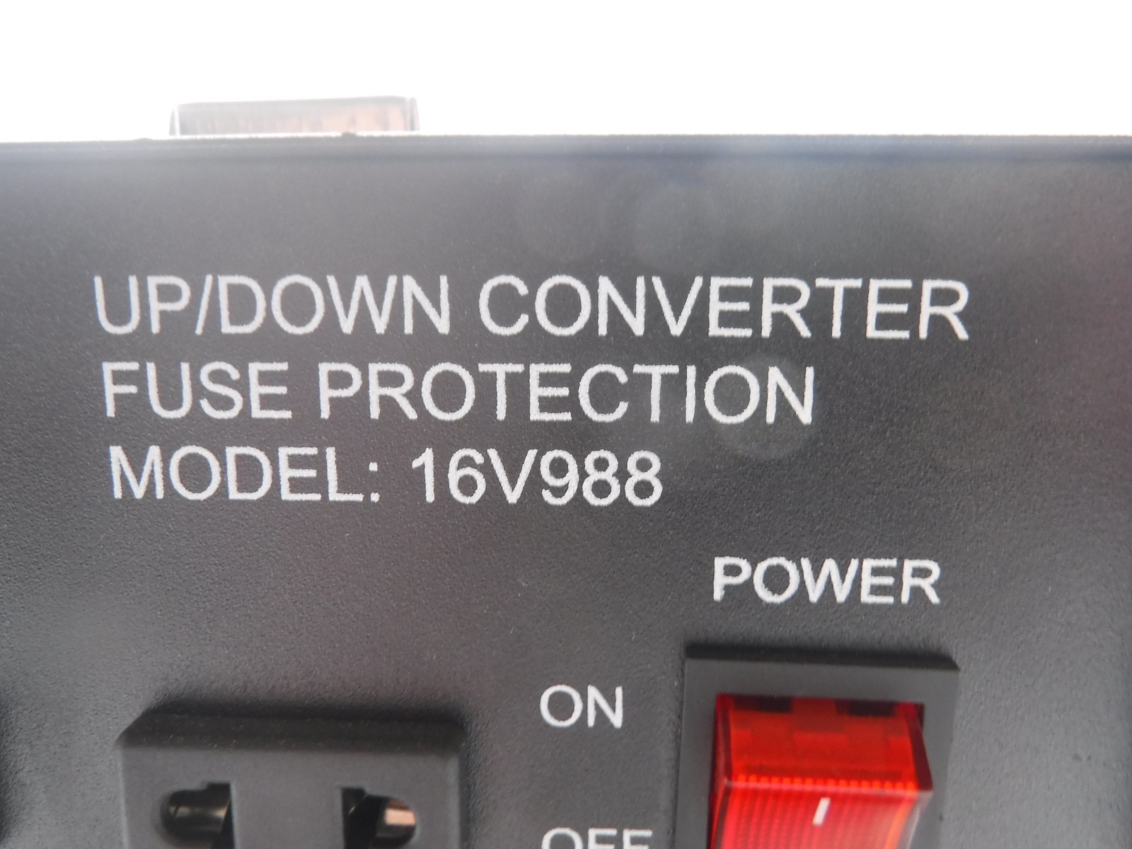Dayton 16V988 UP/Down Converter Fuse Protection AC Output 110V Or 220V