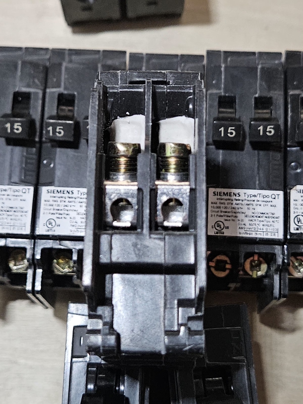 ⚡️One Siemens Q1515NC Tandem 1 Pole 15 Amp Breaker Twin 15/15