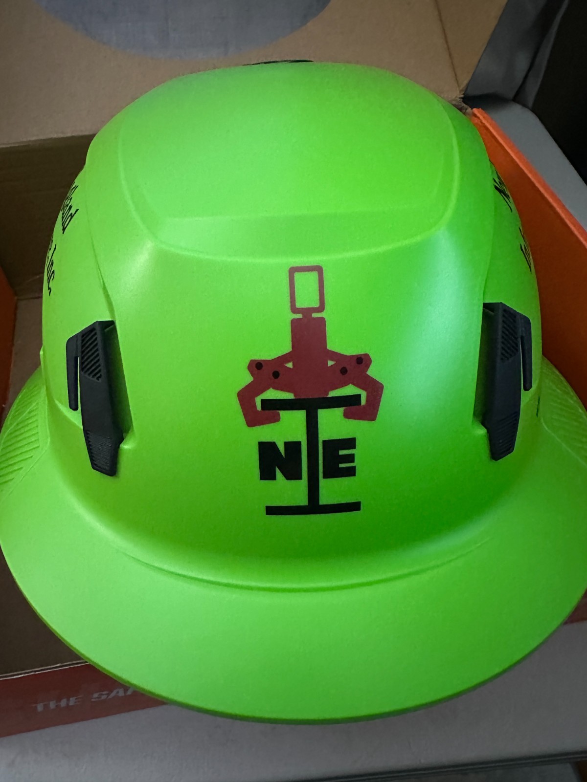 BRANDED Studson SHK-1 Vented Full Brim Class C Type II – Green Safety Helmet