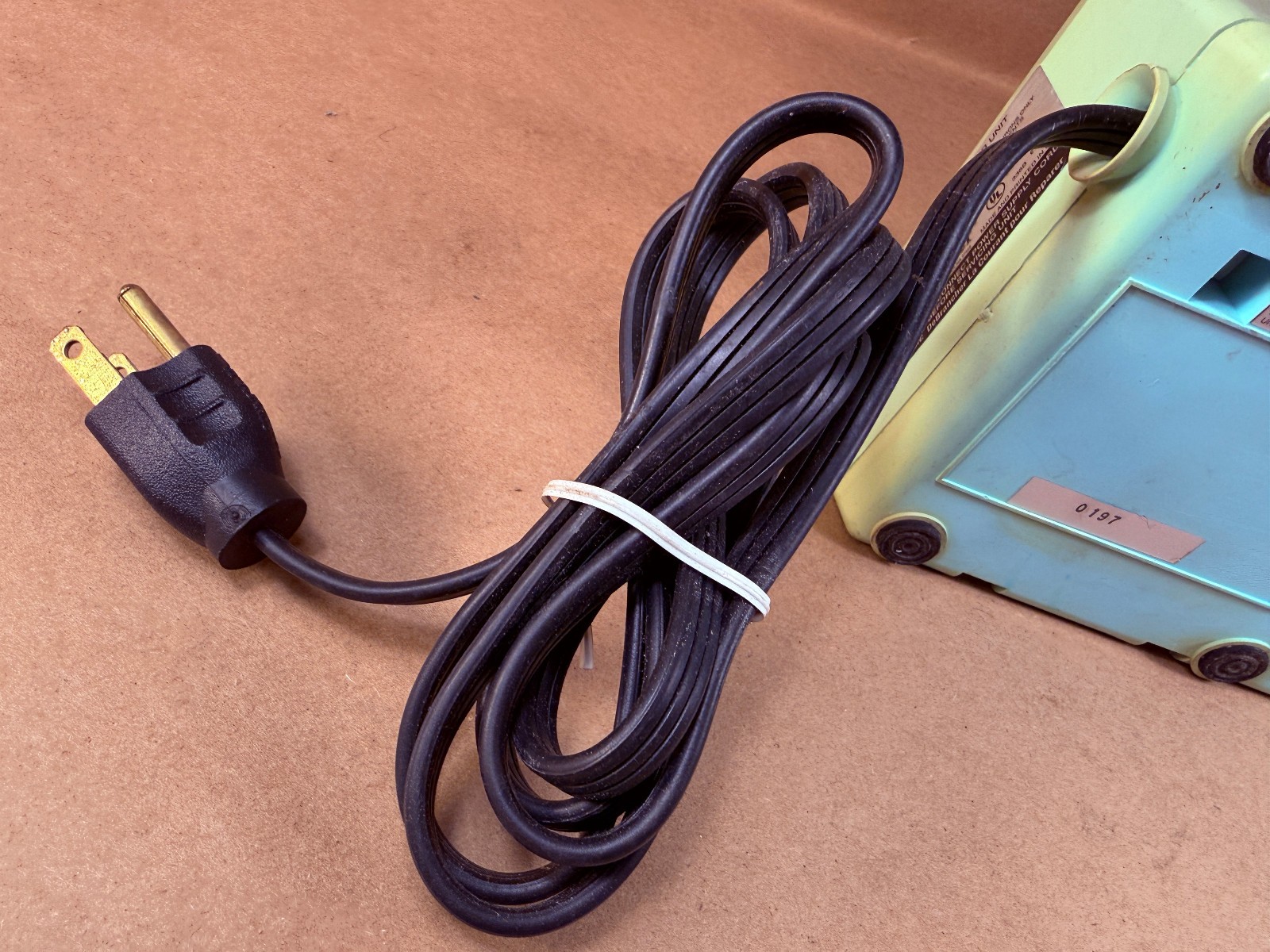 WELLER DEC1001 Electrostatic Dissipative Dual SOLDERING POWER STATION – TESTED