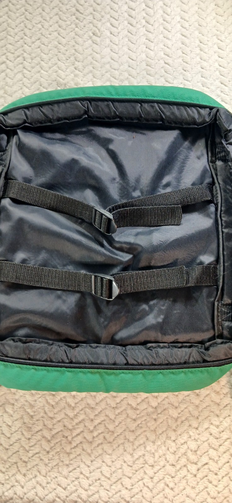 2 – Carry-Outs – How Food Gets Carried Away – Green Insulated Bags