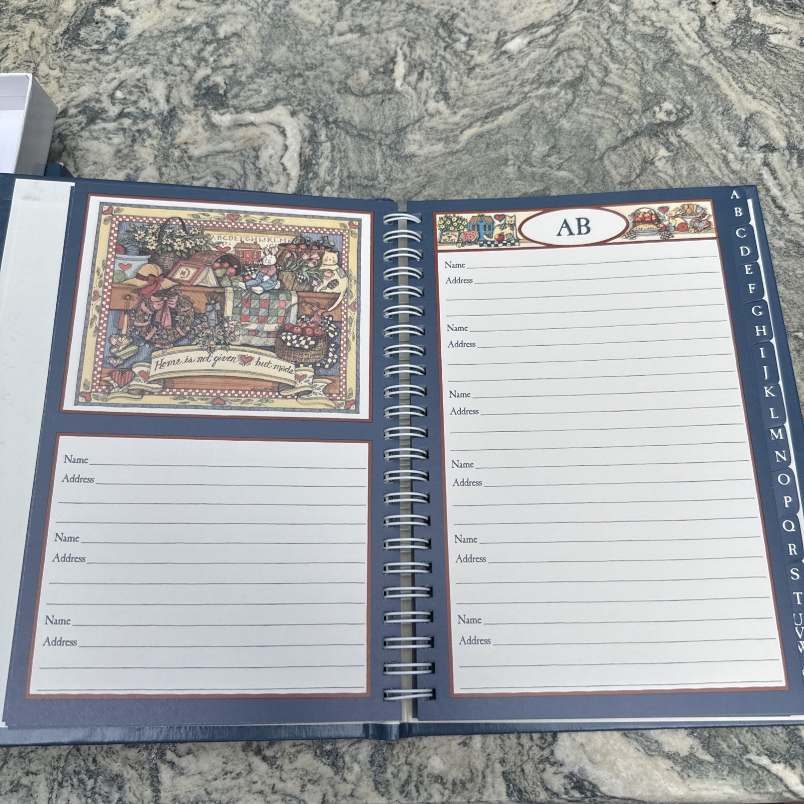 VTG The Heart And Home Address Book Featuring Paintings By Susan Winget New Box