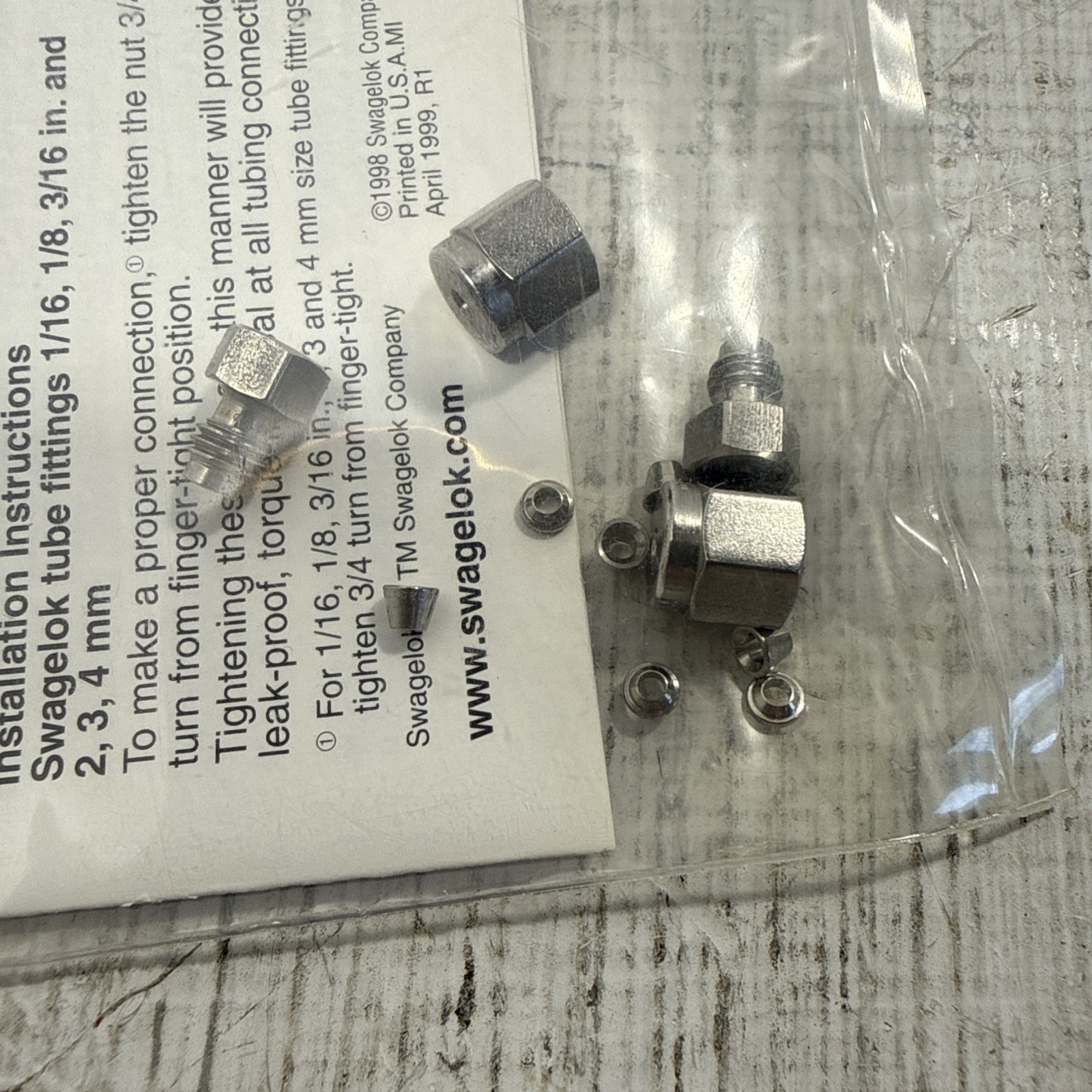 NEW Supelco 2-2052 1/16” S.S Zero Dead Volume Union Swagelok No. GC 100-6 NIB
