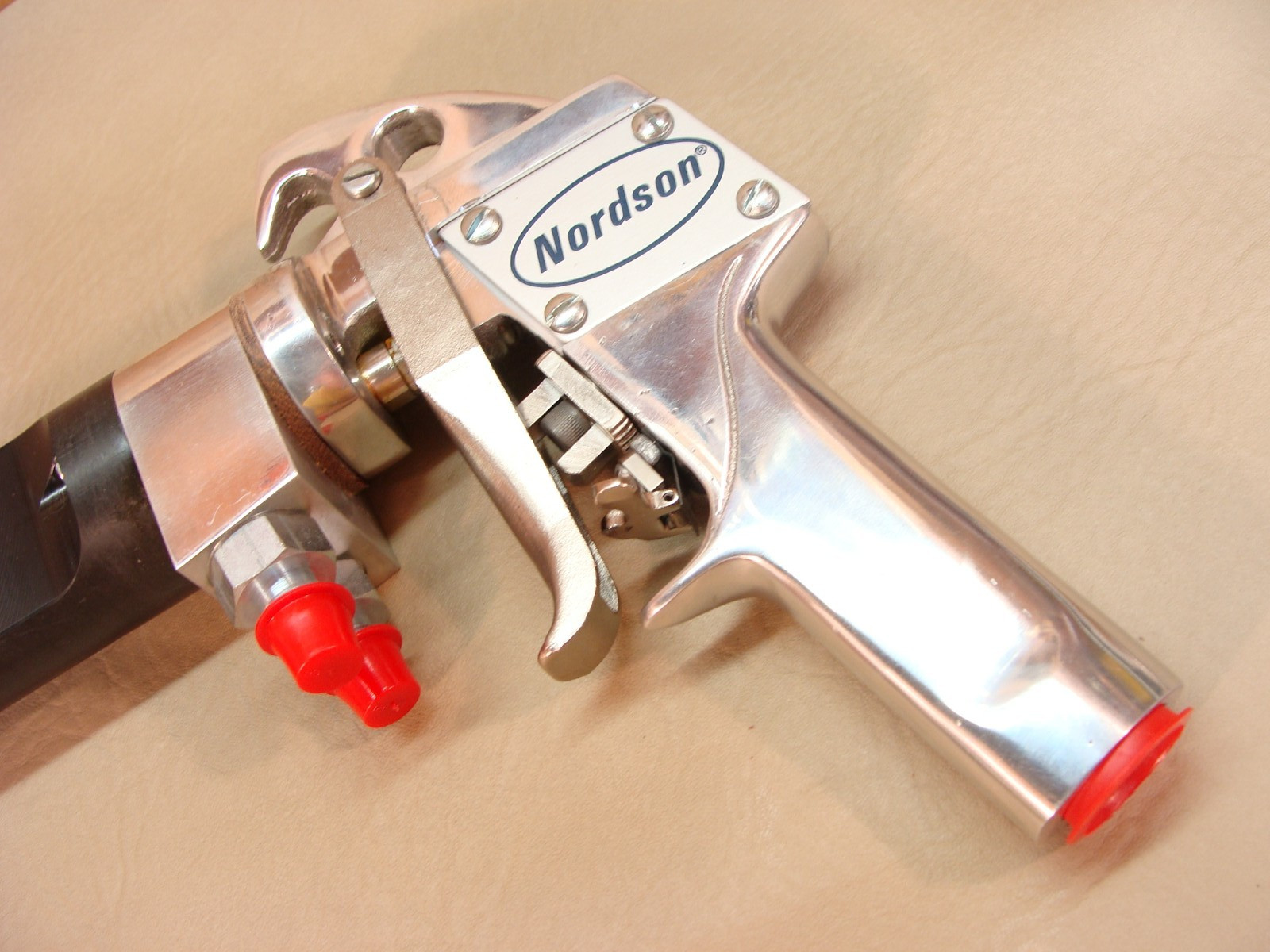 NEW NOS NORDSON Model C electrostatic airless spray gun 245437B