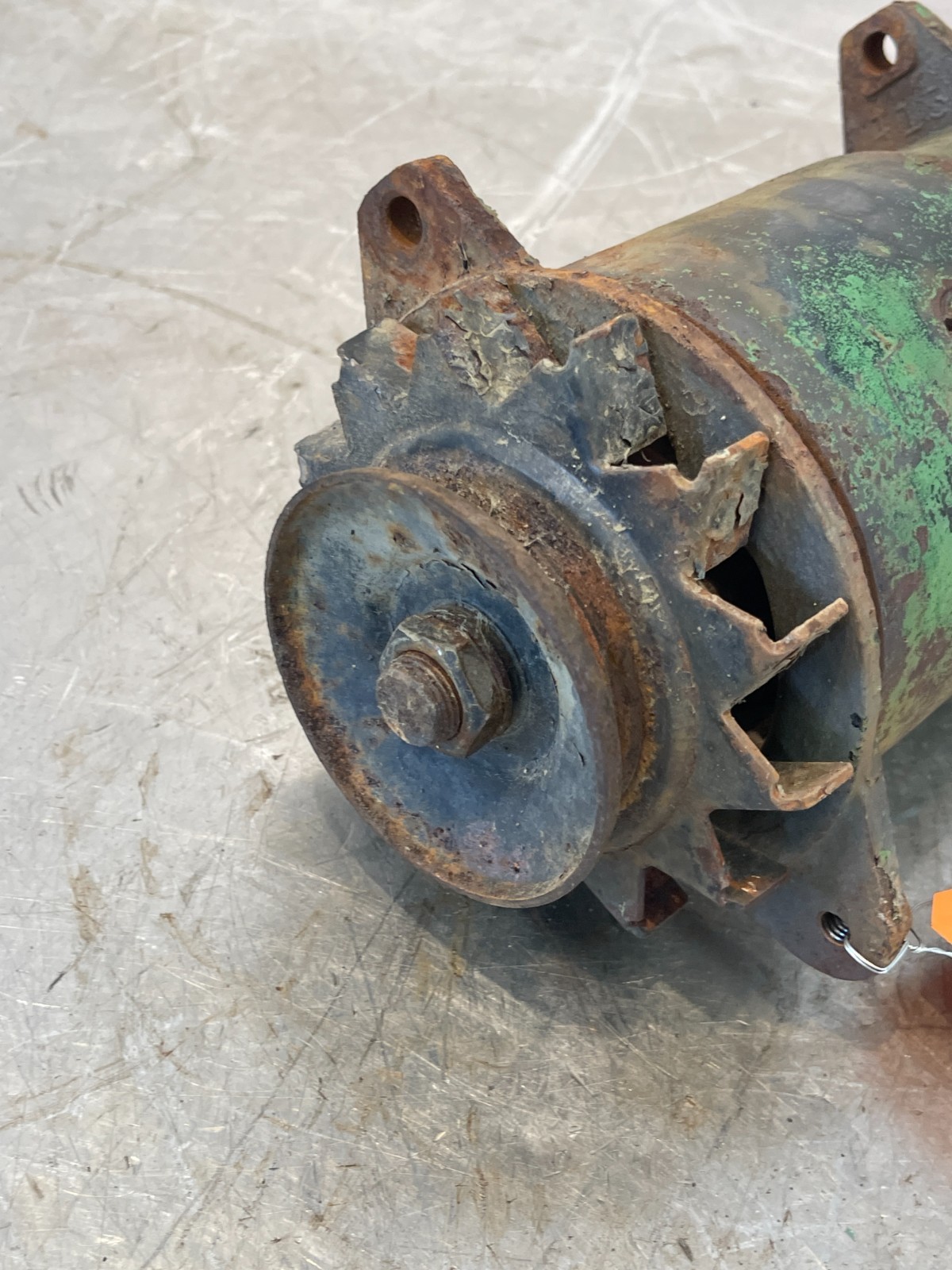 1967 John Deere 4020 Tractor 12V Generator 1100380
