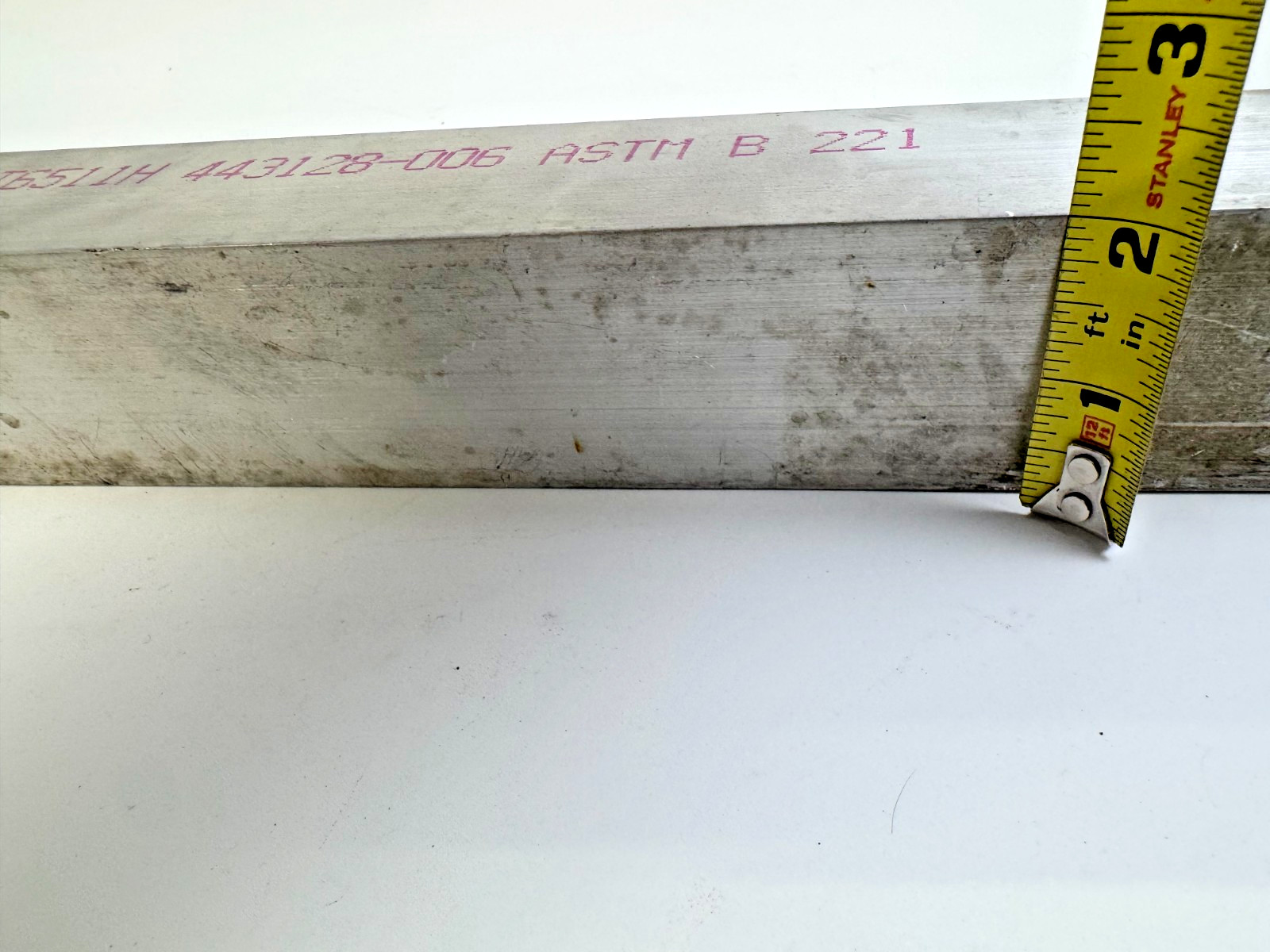 Aluminum Bar Stock 6061-T6511 ASTM B 221 – Approx 14″ x 2″ x 2″
