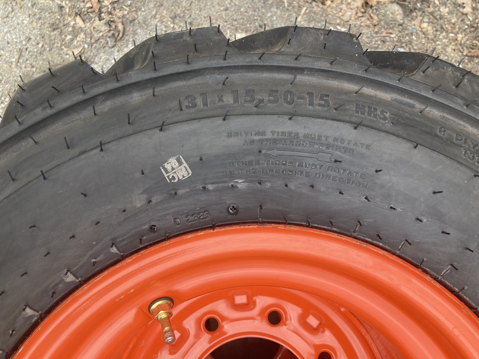 4-31X15.5-15 High Floatation Tires/Wheels- Camso SKS532 -for Bobcat-15″ wide