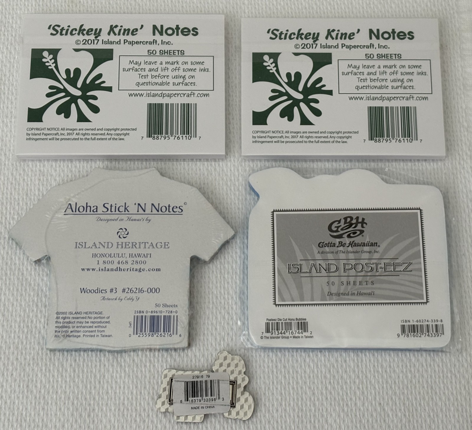 Hawaii – (4) Sealed Notepads, 50 sheets each & (1) Aloha Magnet, with Tags