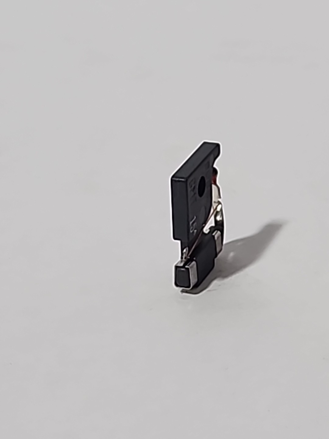 GMT-15 Fast-Acting Indicating Telecom Fuse 15A Amp Bussmann 481015 GMT-15A