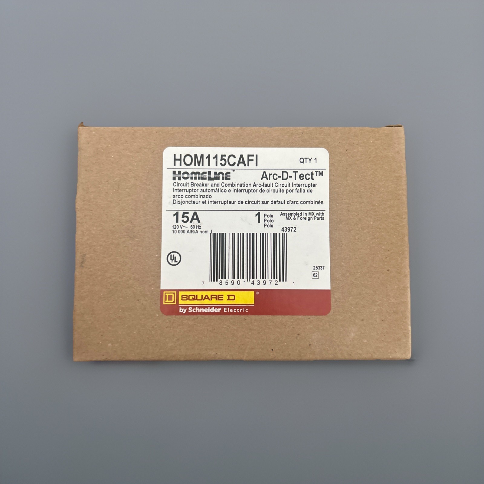 NEW Square D HOM115PCAFI Plug-On Neutral 15 Amp 1 Pole Circuit Breaker