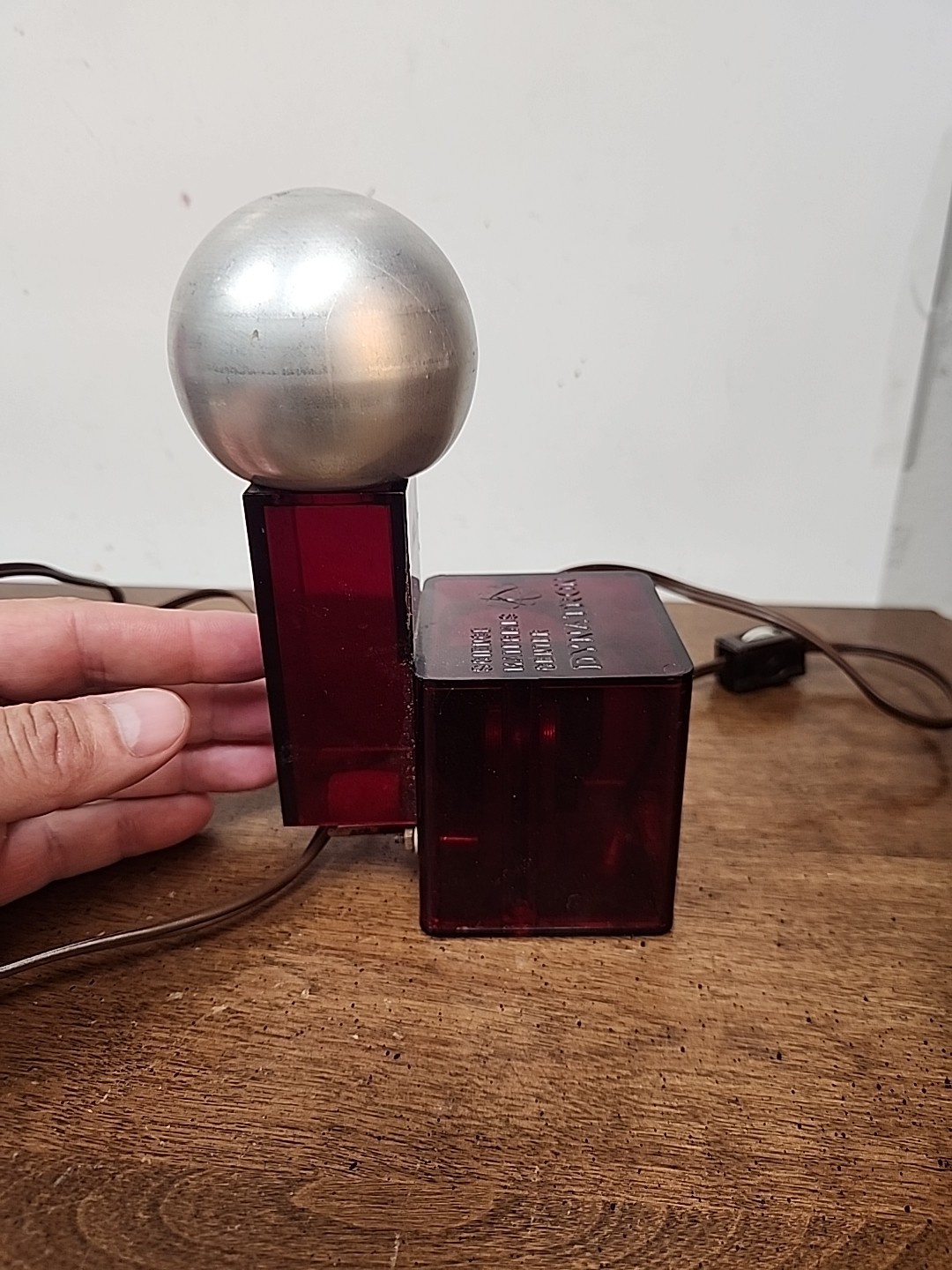 VINTAGE DYNATRON ELECTROSTATIC GENERATOR – WORKING WITH EXPERIMENT BOOK