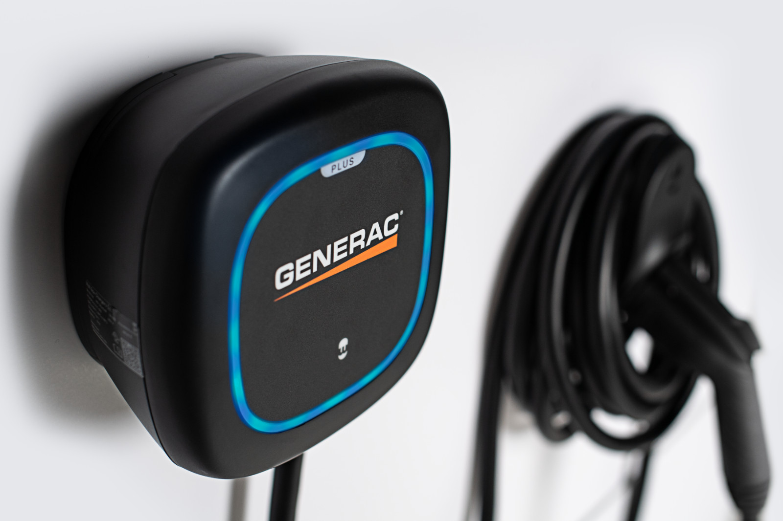 PUP2-U-1-5-N-GC2 Generac EV Charger Level 2 Plus 40A w/ 25′ Cable (Authorized)