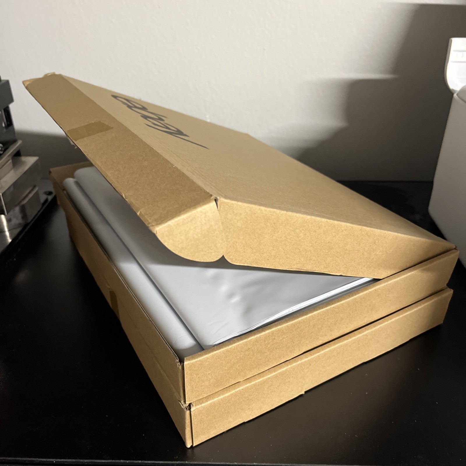 200 count eBay branded 12″ x 15″ Polyjacket/Polymailer. Open box
