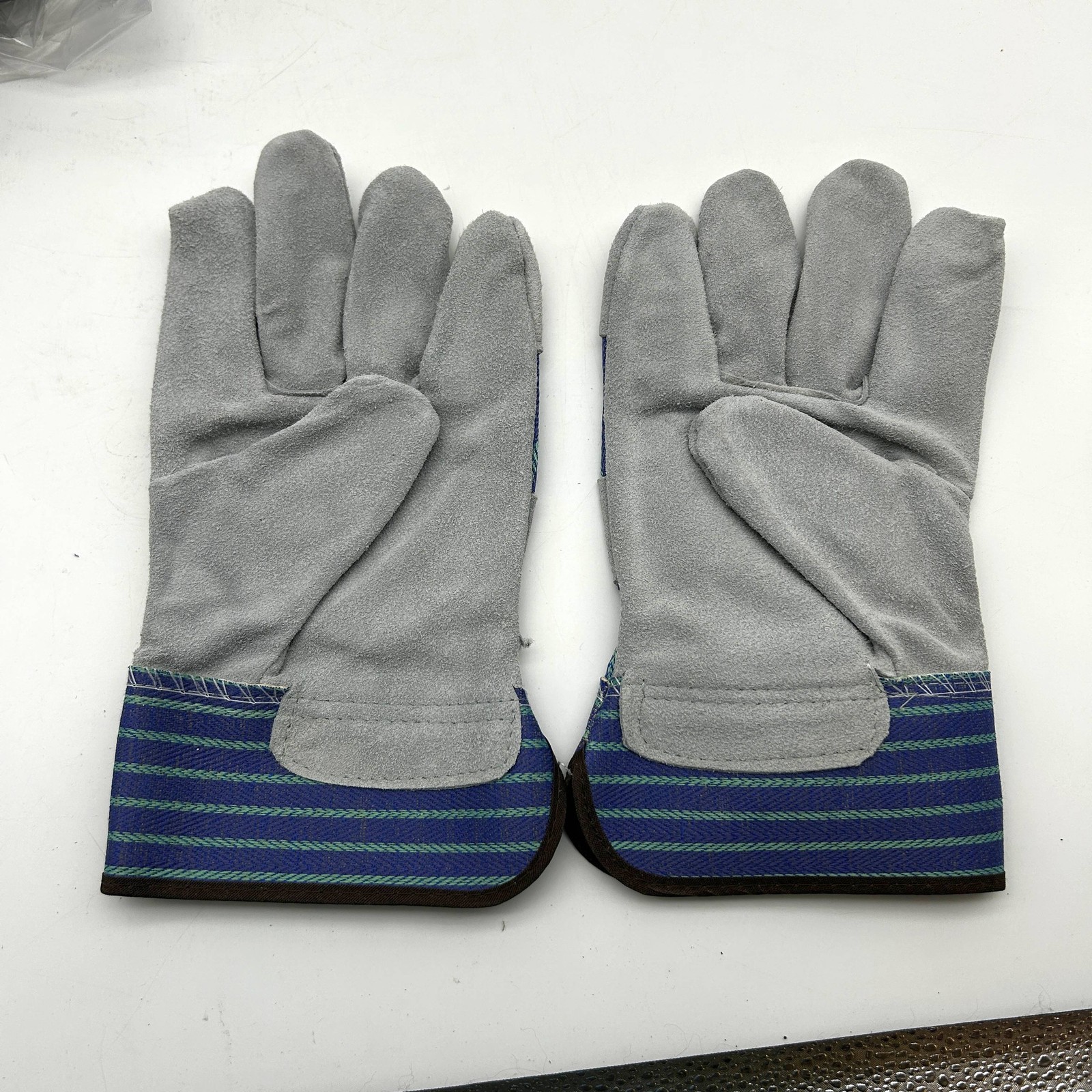 PIP 82-7563 Leather Palm Gloves Sz Large Gunn Cut Safety Cuffs Wing Thumb 12prs
