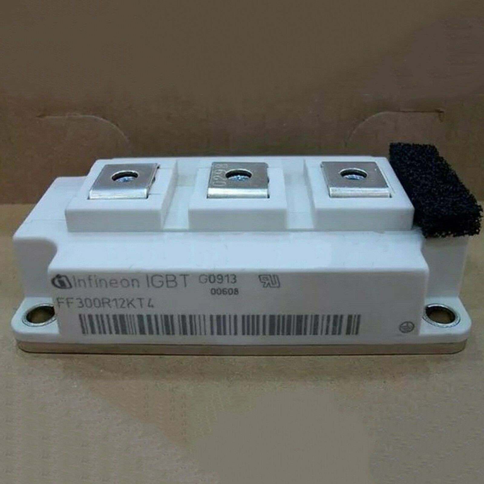 1PS For Infineon FF300R12KT4 IGBT Module New Free Shipping #F
