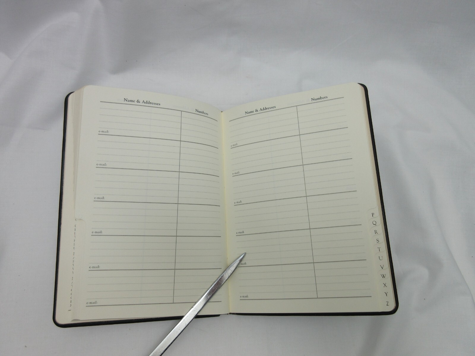 Address Book w Tabs Desk Size 5×7 Leather Softcover Graphic Image BLACK Saffiano