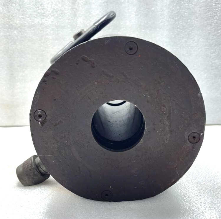 Enerpac RACH604 65.6 ton Capacity 3.94 in Stroke Aluminum Hollow Plunger Used