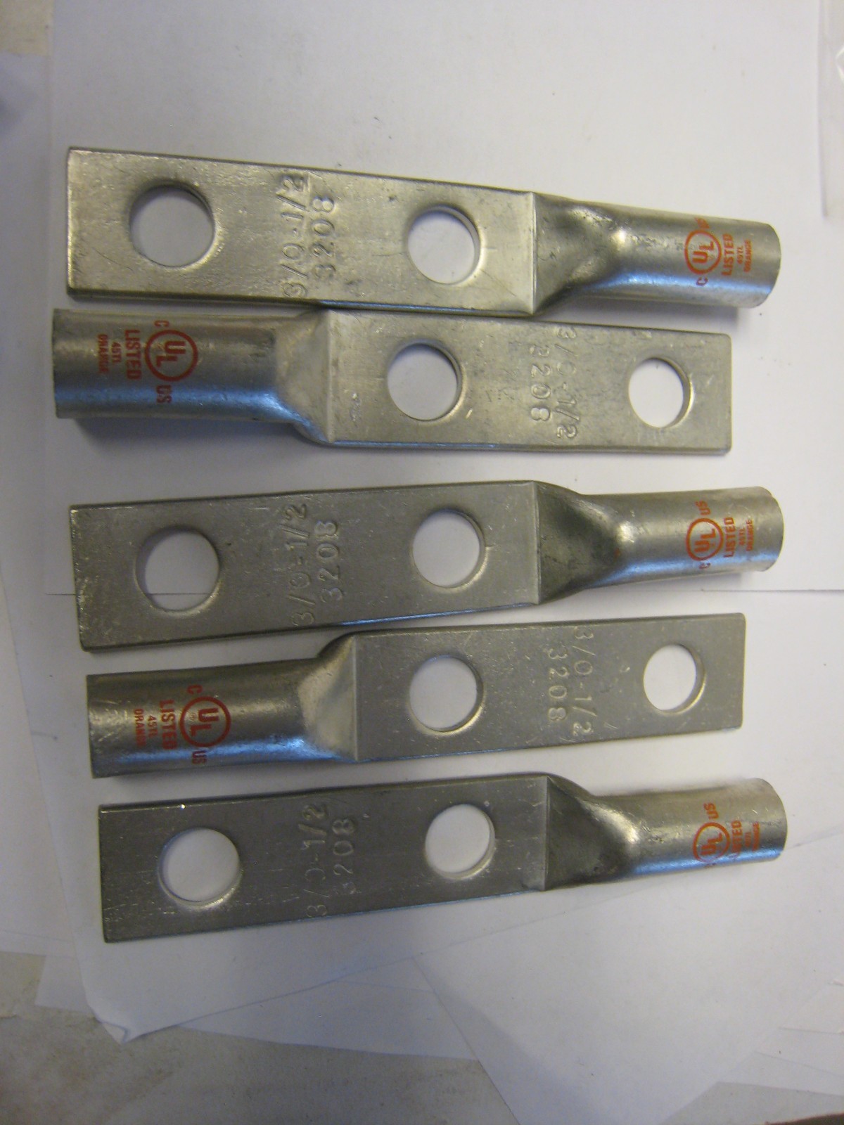 5 yes 5 Southwire 3208 Two-Hole 3/0 AWG Long Barrel Compression Lug