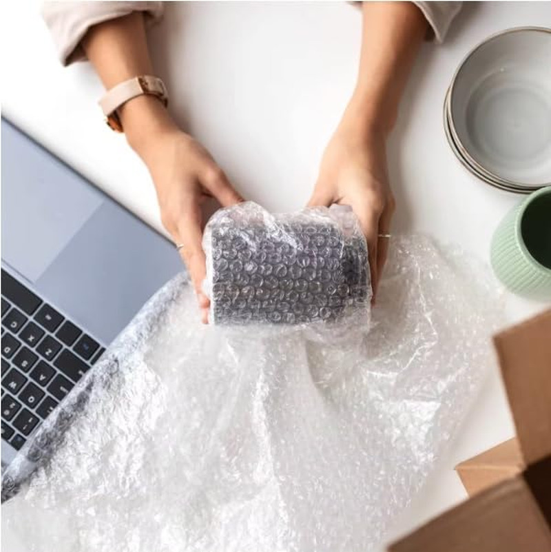 3/16″ SH Small Bubble Cushioning Wrap Padding Roll 700’X 12″ Wide Perf 12″ 700FT