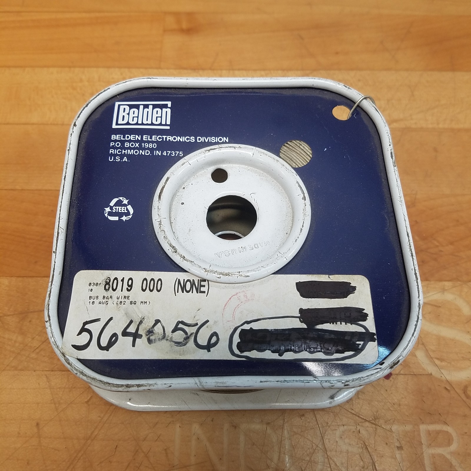 Belden 8019 000 Bus Bar Wire, 18 AWG, Solid Tinned Copper Conductor, 700 Feet