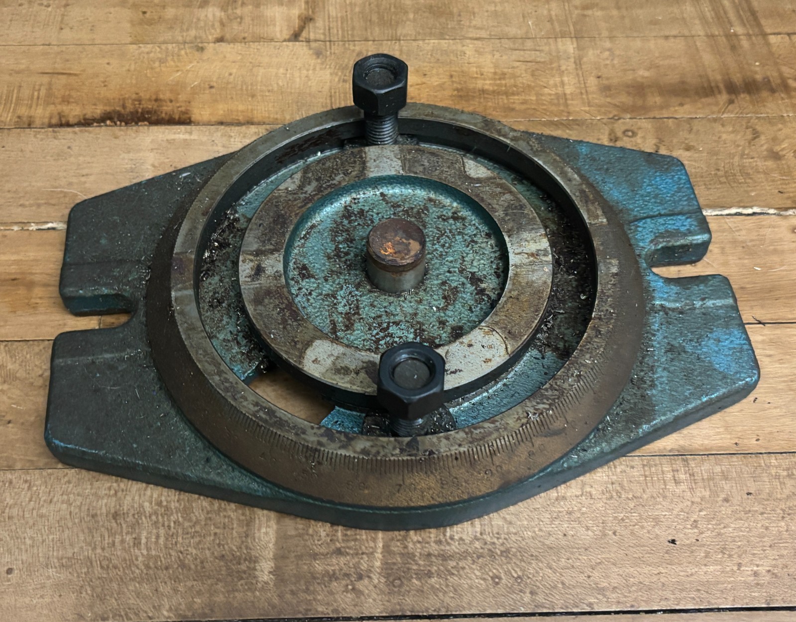 6″ Vise Swivel Base (not branded)