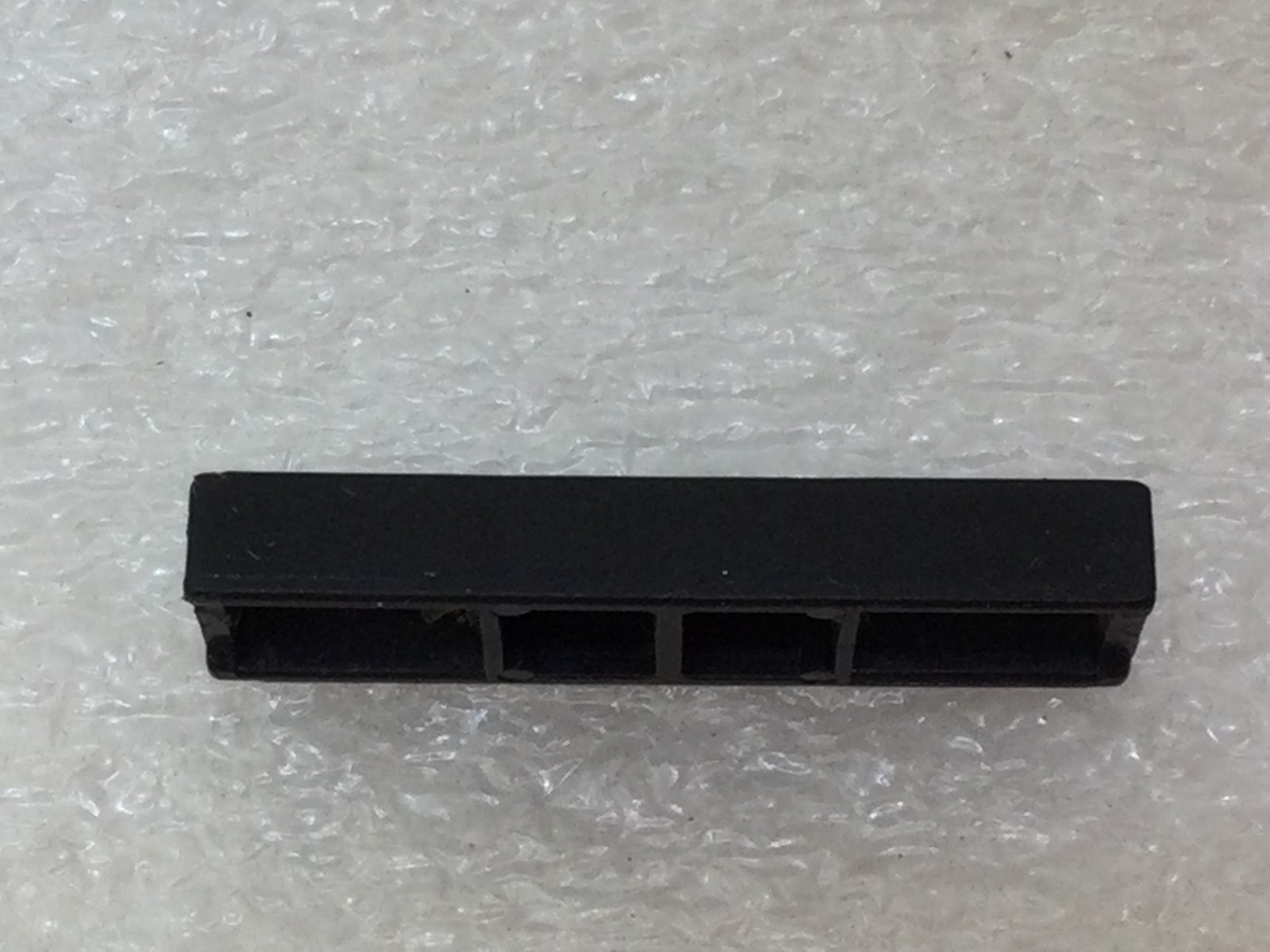 Square D Homeline Plastic Handle Tie for 2 Pole Breakers