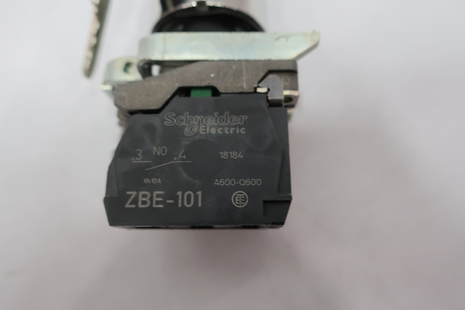 Schneider XB4 BG41 Selector Switch Keyed 2 Pos Non-illuminated