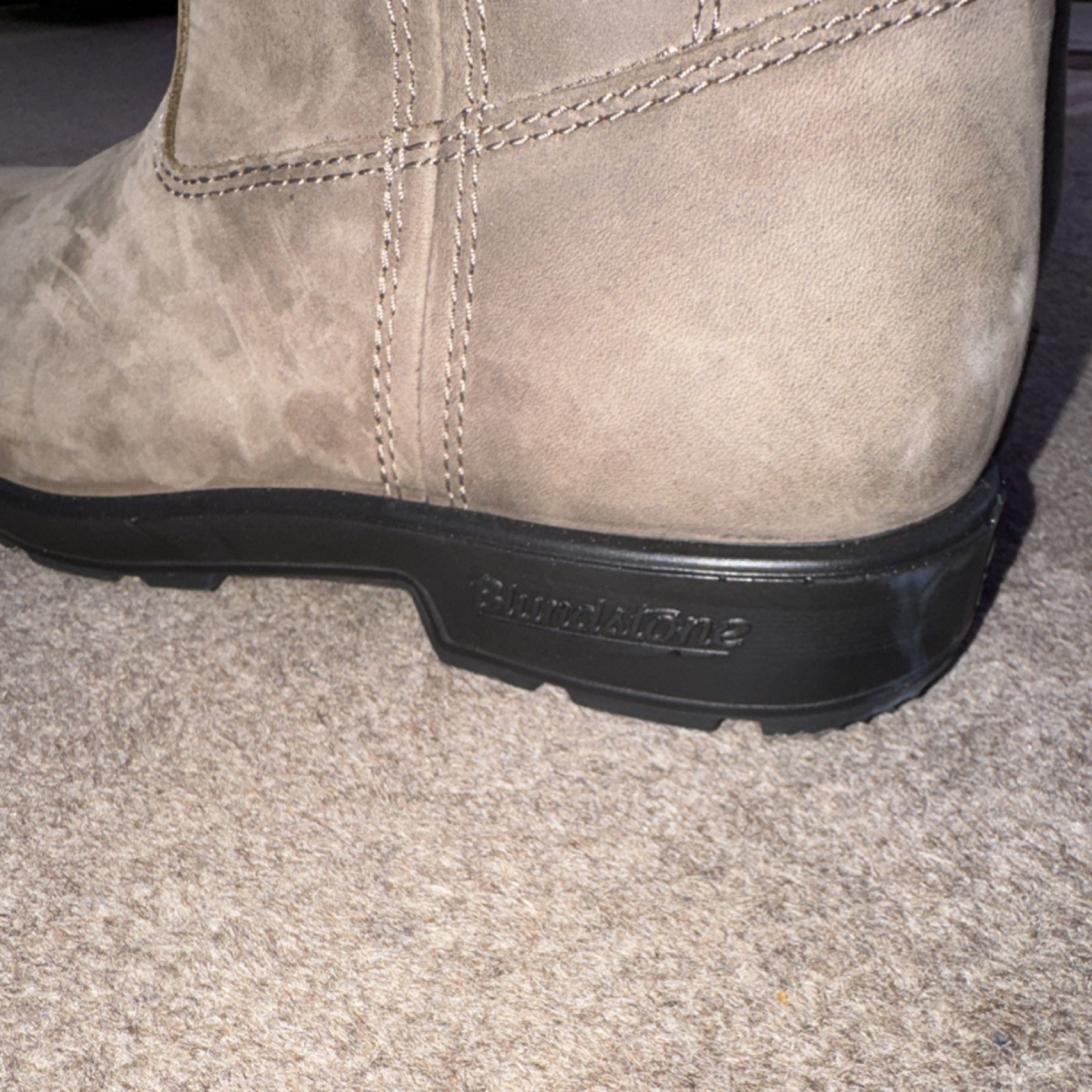 Blundstone 001829 Industrial Work Boots Tan Made in Vietnam Size 9