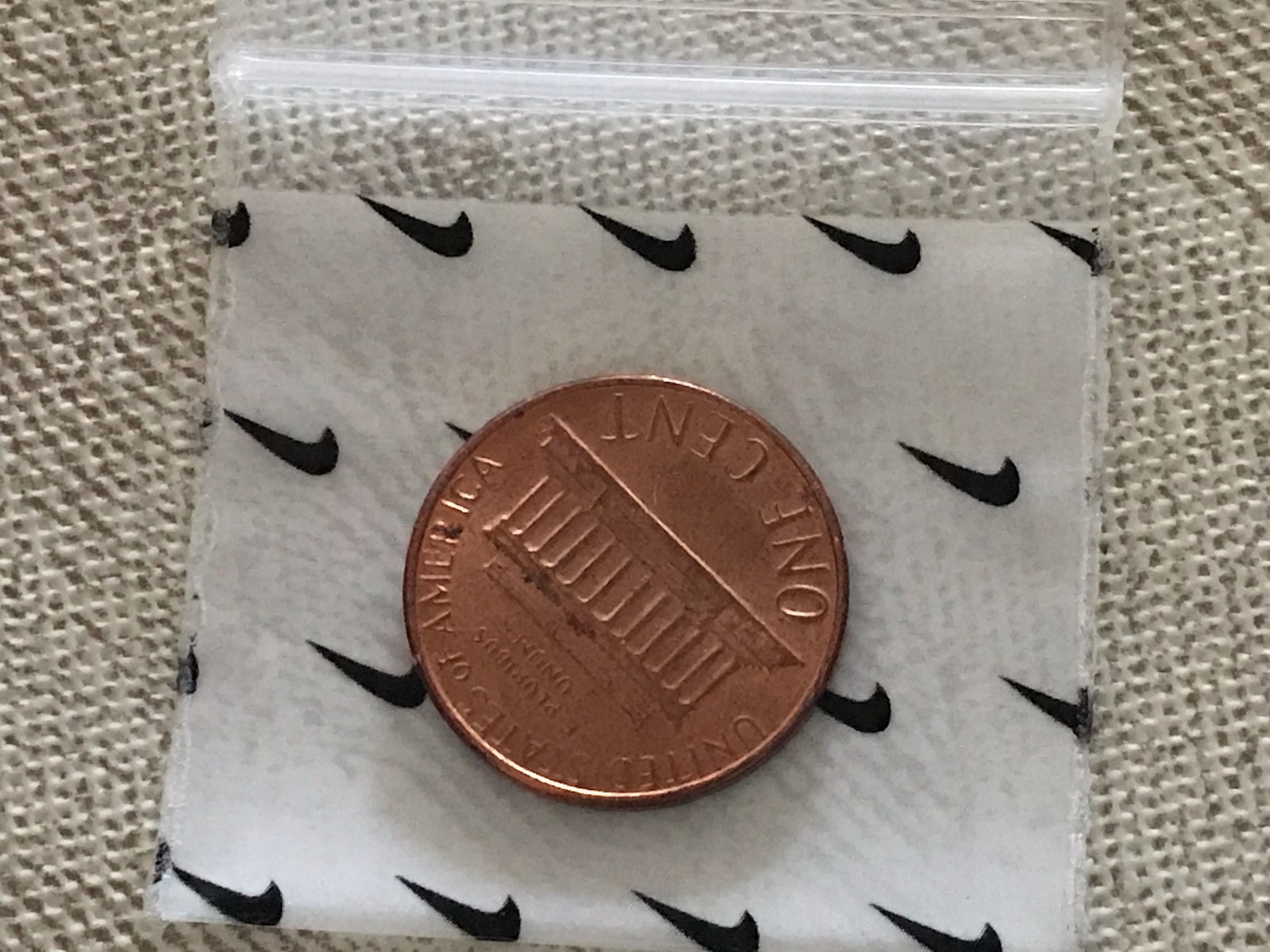 1000 SMALL BAGGIES 1515 1.5″ X 1.5″ MINI RESEALABLE POLYS PANDA BEAR