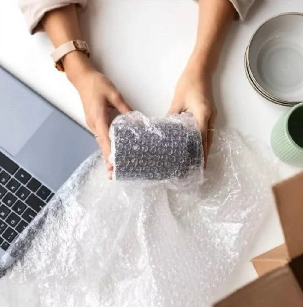 3/16″ SH Small Bubble Cushioning Wrap Padding Roll 700’x 12″ Wide Perf 12″ 700FT