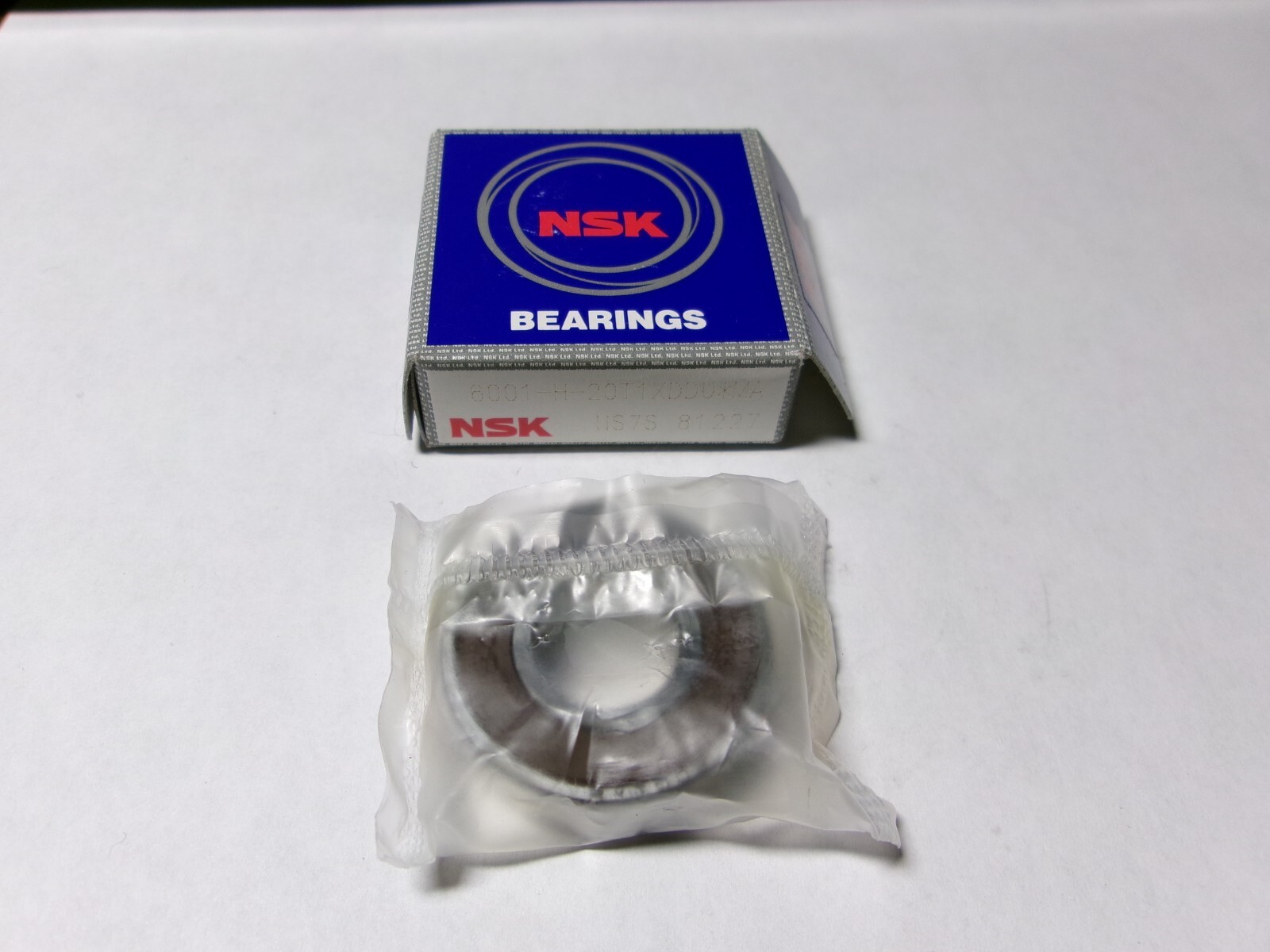 NSK SS6001DD-T STAINLESS STEEL BEARING 12X28X8 DR3