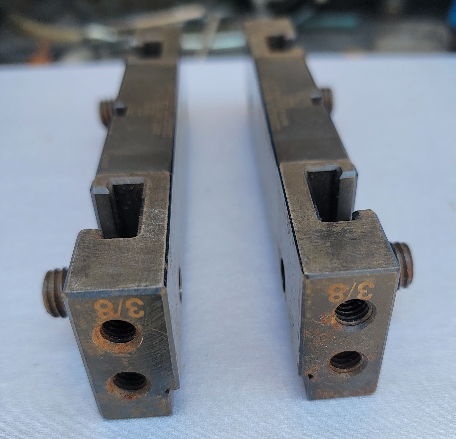 1 Pair Snap Jaws 6HSJ-100 Hard Steel Vise Jaws with Step, fits 6″ Vise