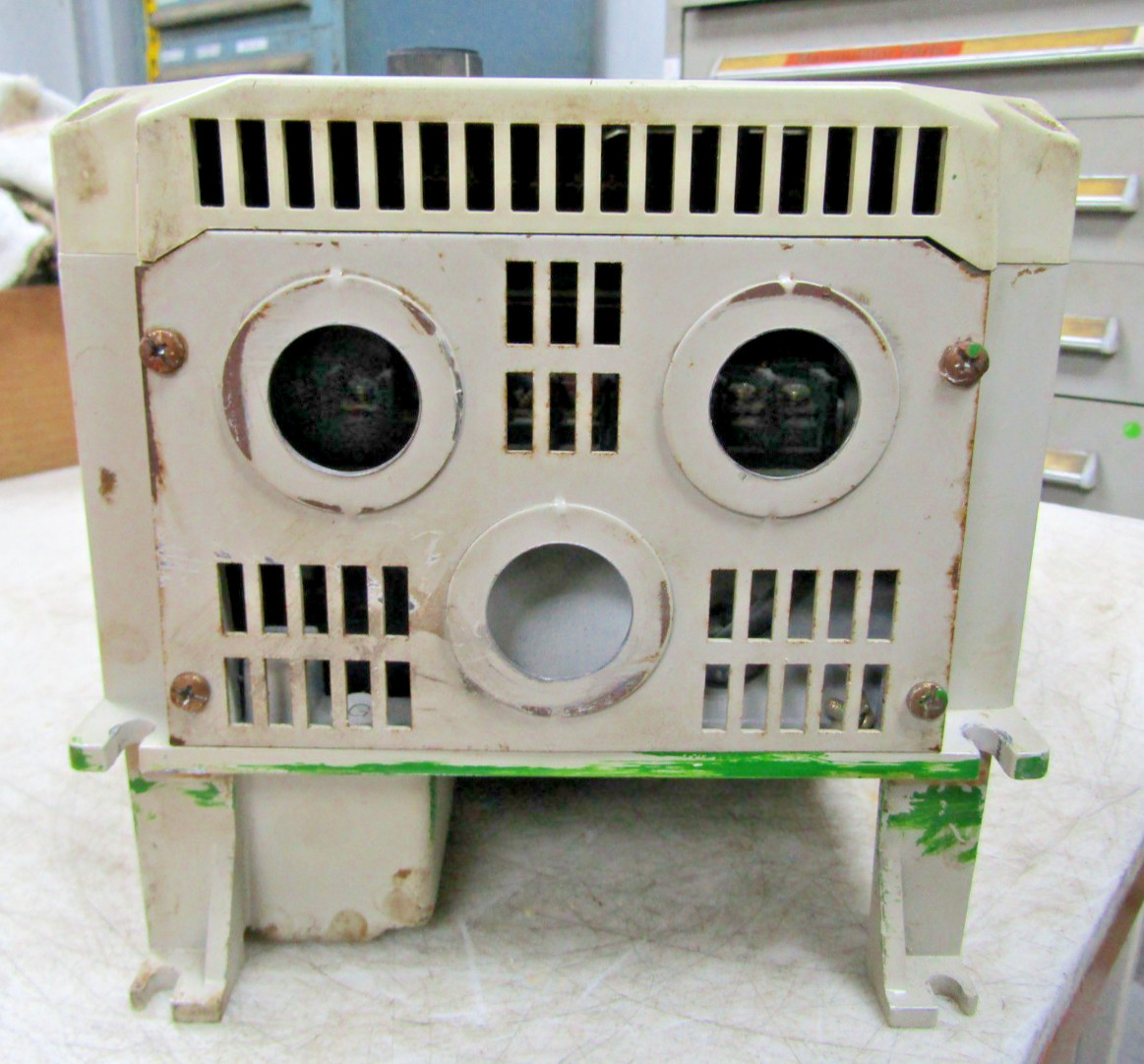 ?MAGNETEK GPD 503 VARIABLE FREQUENCY DRIVE 380-460 VAC 3Ø 20.0 AMP DS317