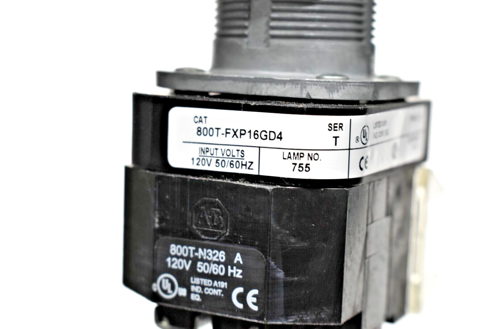 Allen Bradley 800T-FXP16GD4 Push/Pull Illuminated Green Push Button Switch