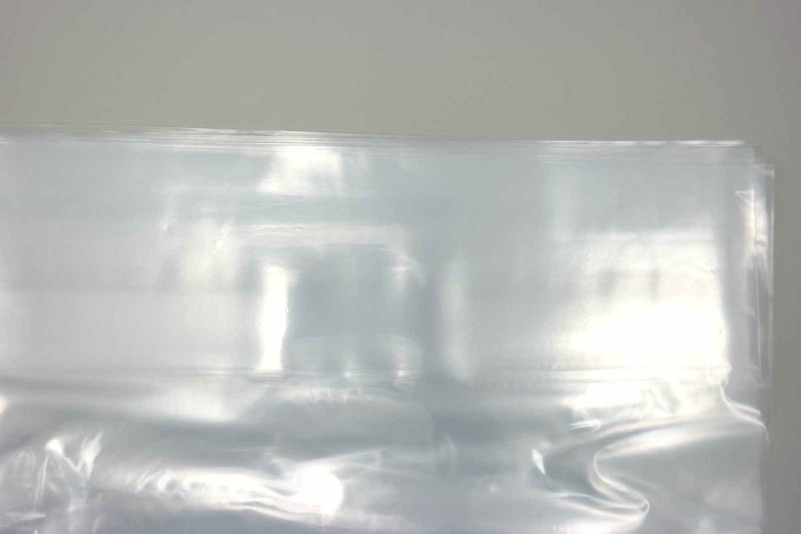 LDPE Poly Bags – 12″x8″x30″ – 250 Bags – 1.4 Mil – Clear – AssurePak – LDPOLY128