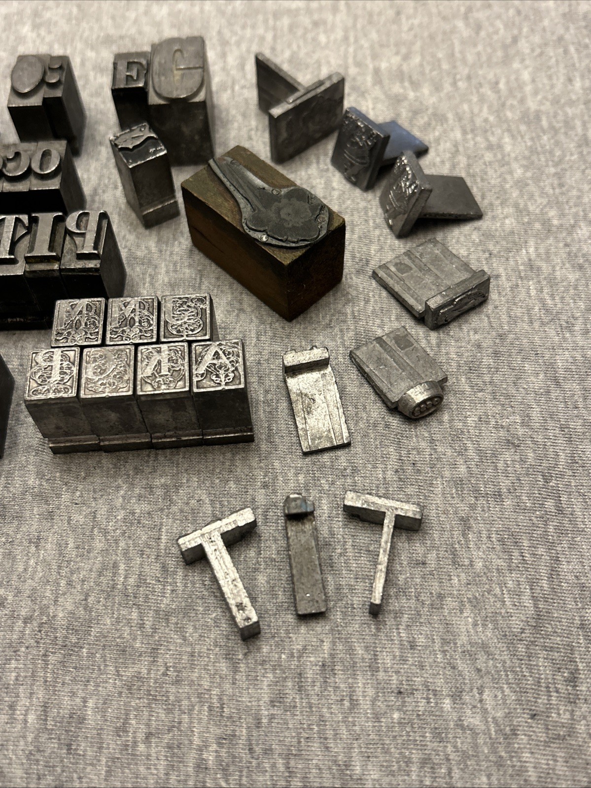 Letterpress Printing Block Mixed Lot Letters, Numbers, Symbols, BB & S Chicago
