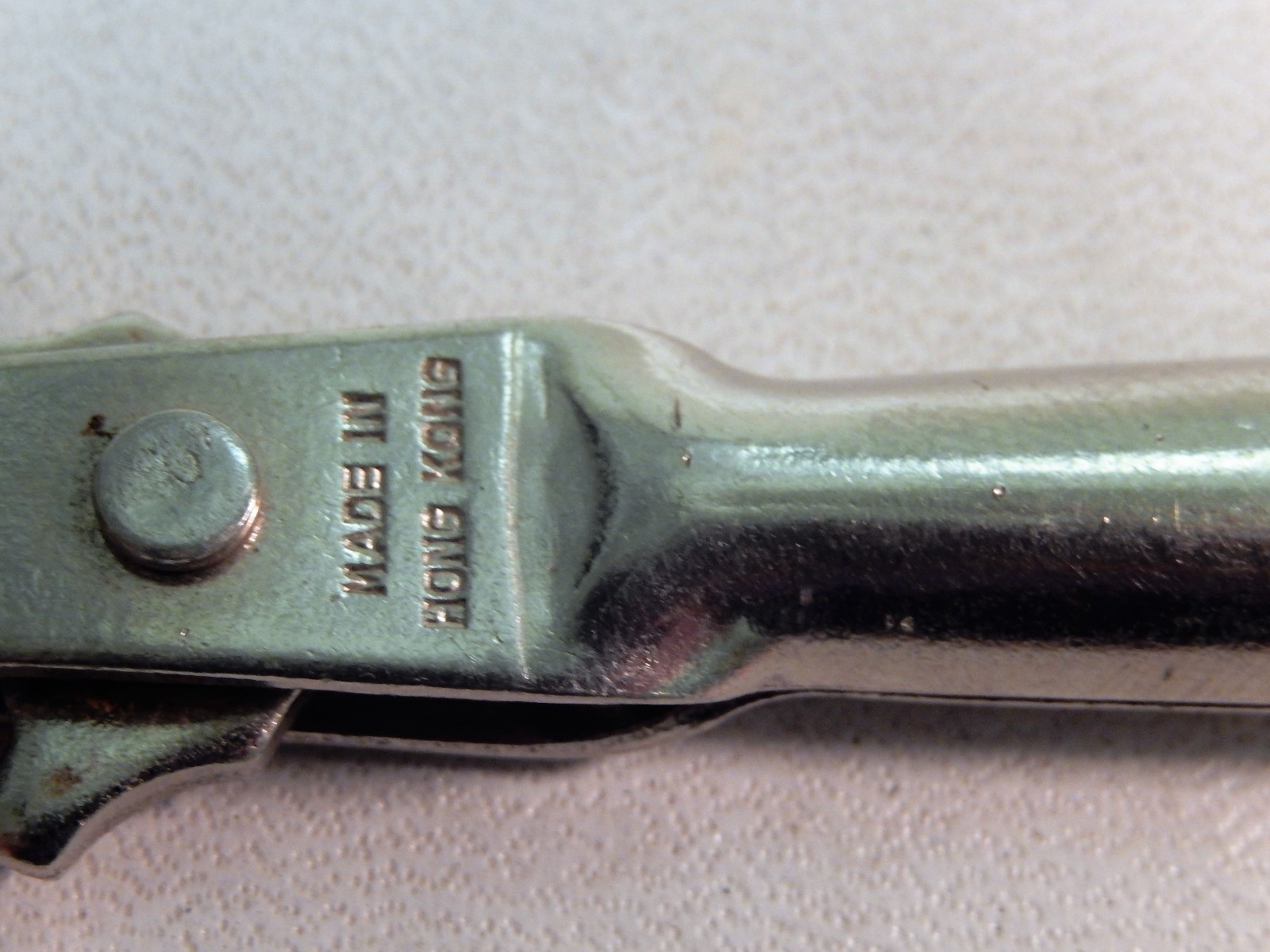 Vintage 1/4″ Drive Ratchet Made in Hong Kong