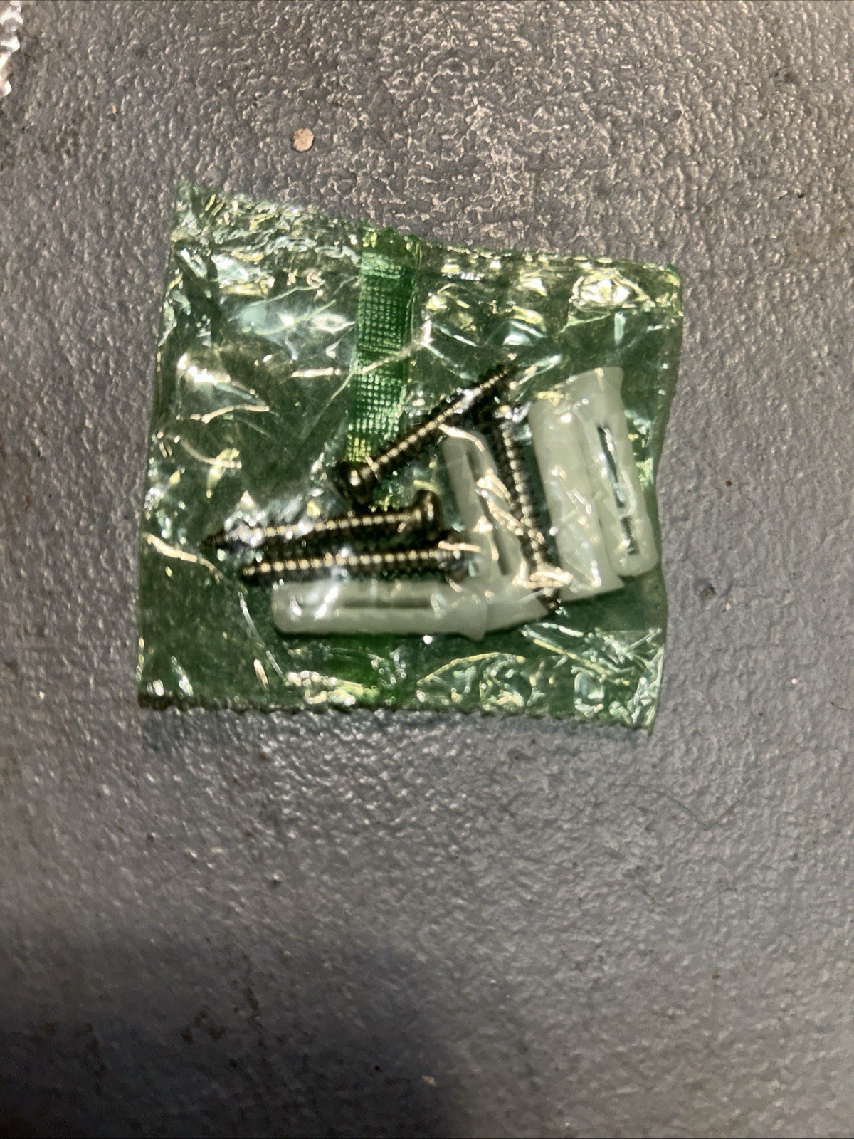 3 ++ Pounds Of Stainless Steel Screws and Plastic Wall Anchors