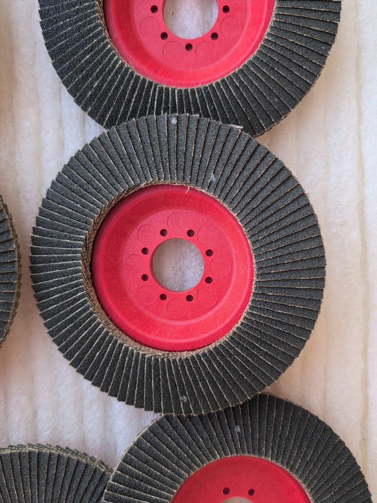 Lot Of 7 – CGW Flap Disc 4-1/2 x 7/8 ( #41706 Z-120. New Open Box