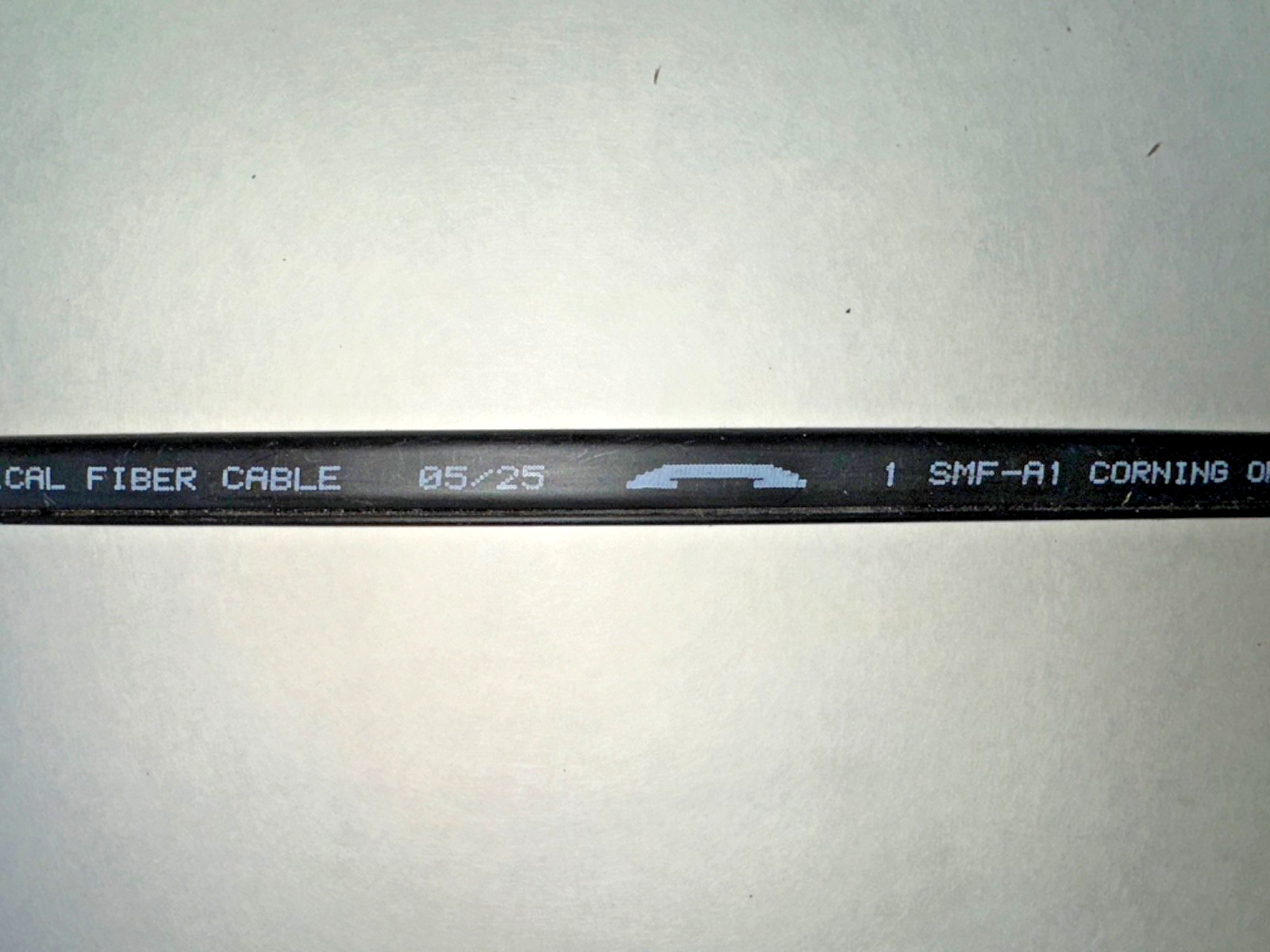 Superior Essex Optical Fiber SMF-A1 Corning SM 05/25 micron Cable 700 feet