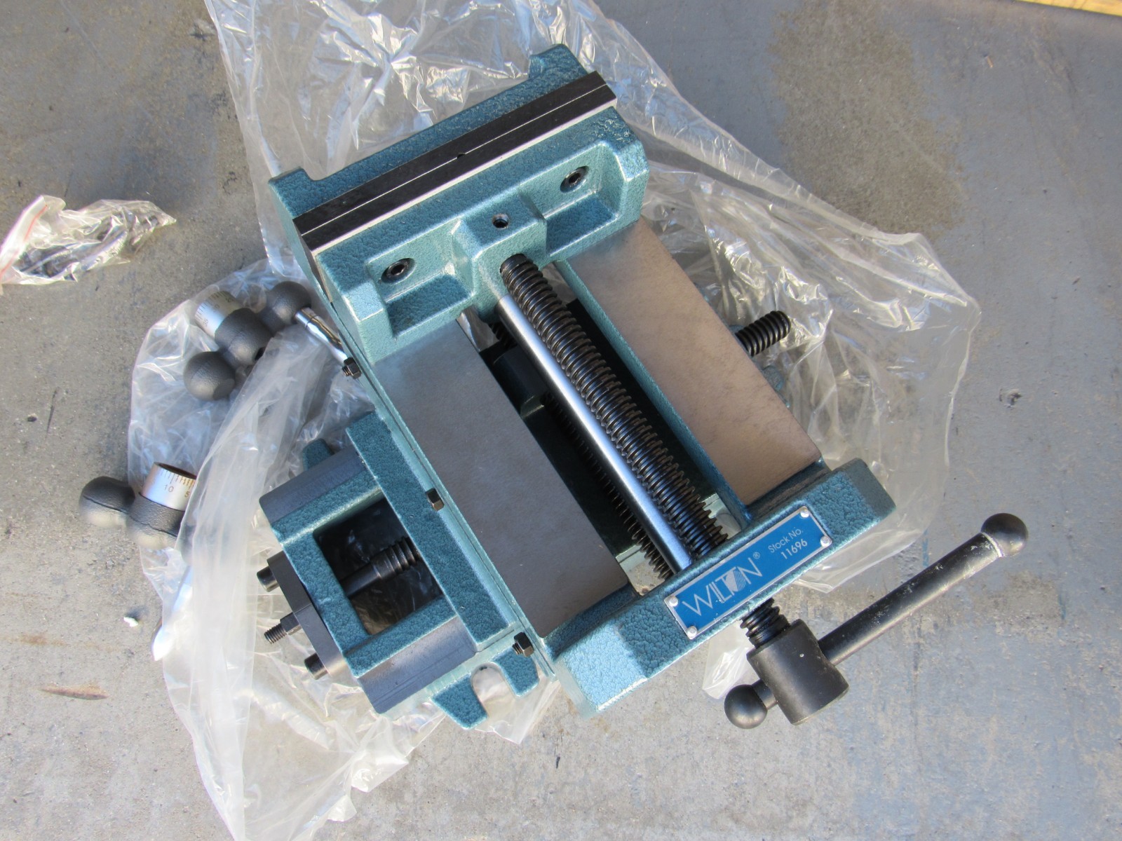 Wilton 11696 6″ cross slide drill press vise 41D450