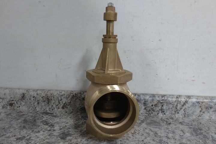 Dixon WHYD4045F 4 x 4-1/2 In Size 300 PSI Wharf Hydrant Valve