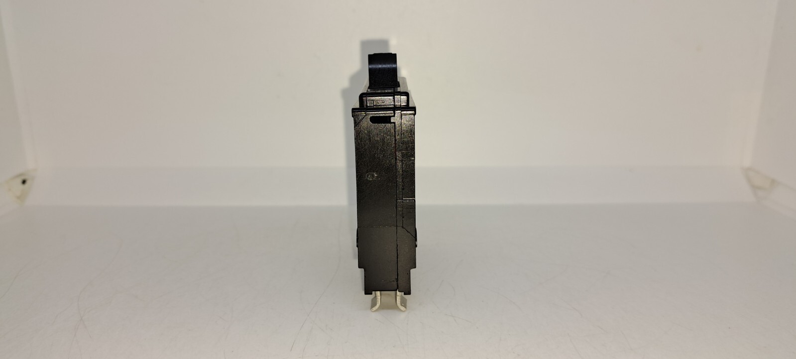 SQUARE D QO120 1 Pole 20 Amp 120/240V Circuit Breaker