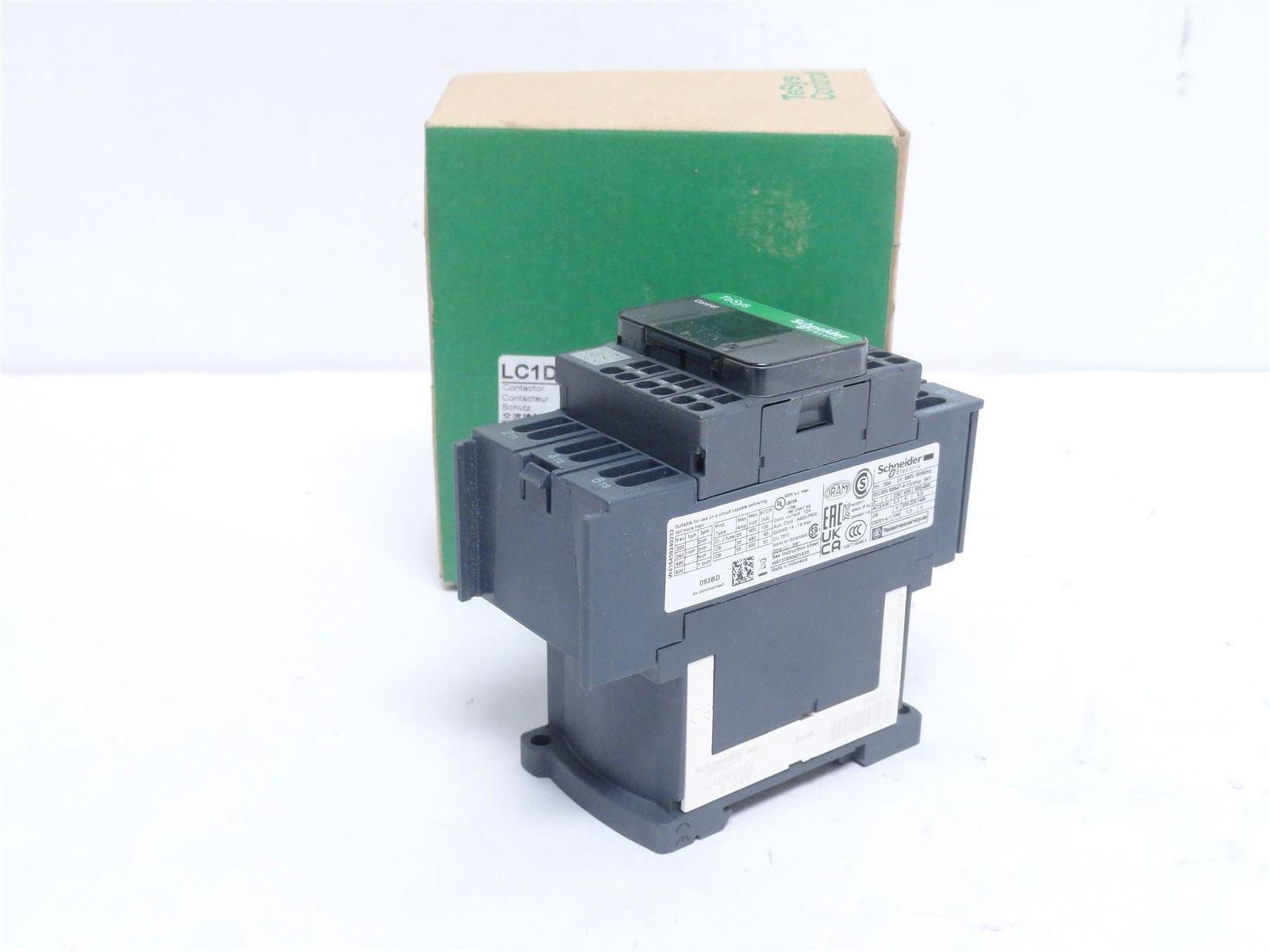 248055 New In Box; Schneider LC1D093BD Contactor; 9A; 3P; 600VAC; Coil: 24VDC