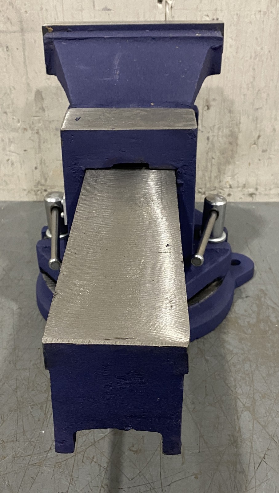 Palmgren 6″ x 6″ Bench Vise 9629696, Blue