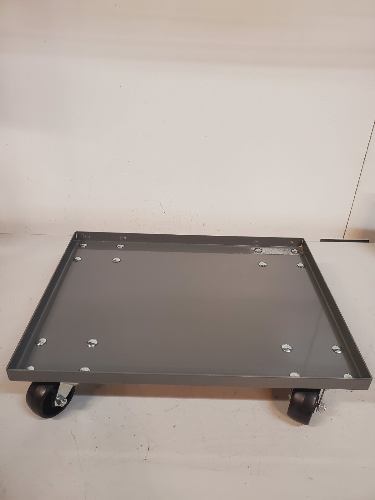 Akro-Mils Powder Coated Steel Panel Dolly RU843HR1621 | Flat Dolly