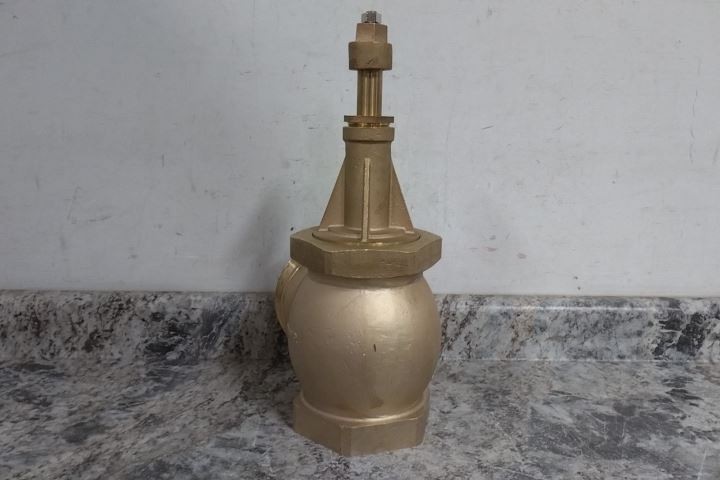 Dixon WHYD4045F 4 x 4-1/2 In Size 300 PSI Wharf Hydrant Valve